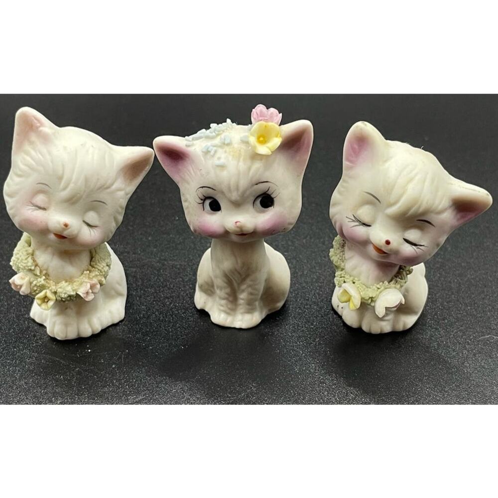 Miniature Porcelain Napco Cat Figurines